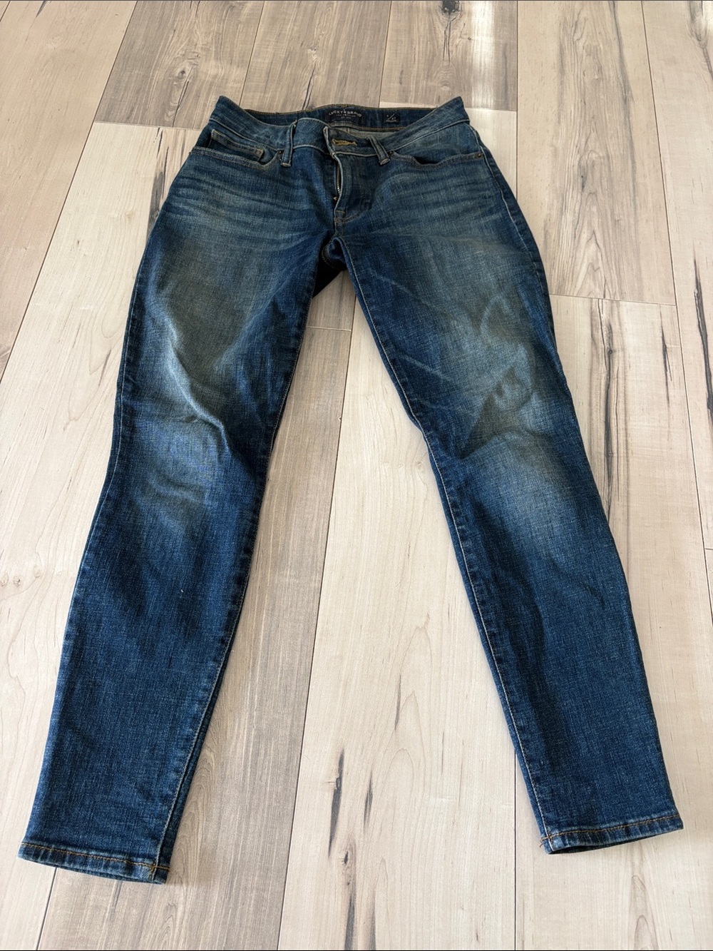 Lucky Brand Classic Women’s Dark Blue Low Rise Skinny Lolita jeans
